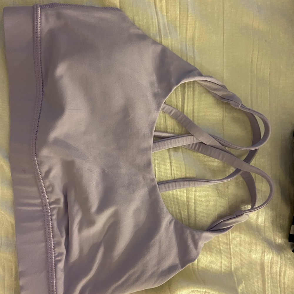 Lululemon sports bra